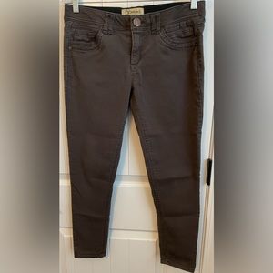 Democracy Ab Technology women’s low rise stretch skinny jeans in brown.